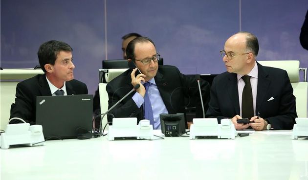 Predsjednik Francois Hollande s ministrima, Foto: Hina