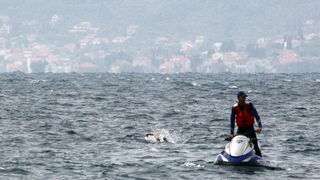 Dani Dikla 2009: Dr Velimir Susak Taci isplivao maraton Preko-Diklo Dani Dikla 2009: Dr Velimir Susak Taci isplivao maraton Preko-Diklo