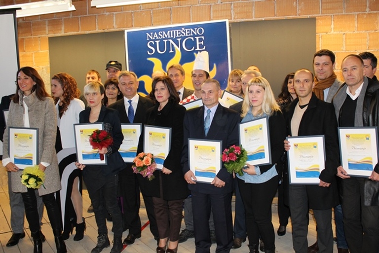 Nasmijeseno sunce 2014