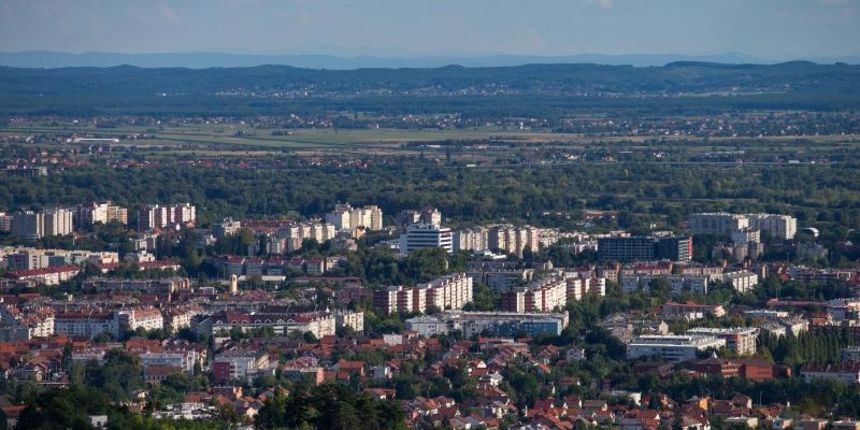 Pogled na naselja Spansko i Precko s vrha Zelene magistrale. Photo: Davor Puklavec/PIXSELL