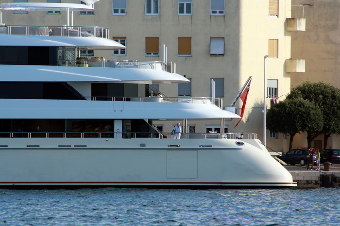 Superjahta “Eminence” u zadarskoj luci Superjahta “Eminence” u zadarskoj luci