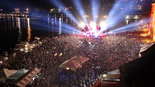 U povodu 950 godina prvog spomena grada Šibenika, blagdana sv. Mihovila i Dana grada održan je veliki koncert legendarnog Mate Miše Kovača. Photo: Duško Jaramaz/PIXSELL U povodu 950 godina prvog spomena grada Šibenika, blagdana sv. Mihovila i Dana grada održan je veliki koncert legendarnog Mate Miše Kovača. Photo: Duško Jaramaz/PIXSELL