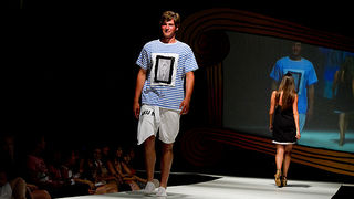 Trodnevna modna manifestacija Zadar fashion nights održava se na Trgu Ivana Pavla II. Prve večeri, pod nazivom ‘Urban Night’ predstavili su se kreatori i modne kuće: Toni Brekalo, Galko, Callegari, Oktan, Ana Milin i Margarete Ete. U glazbenom dijelu prog Trodnevna modna manifestacija Zadar fashion nights održava se na Trgu Ivana Pavla II. Prve večeri, pod nazivom ‘Urban Night’ predstavili su se kreatori i modne kuće: Toni Brekalo, Galko, Callegari, Oktan, Ana Milin i Margarete Ete. U glazbenom dijelu prog