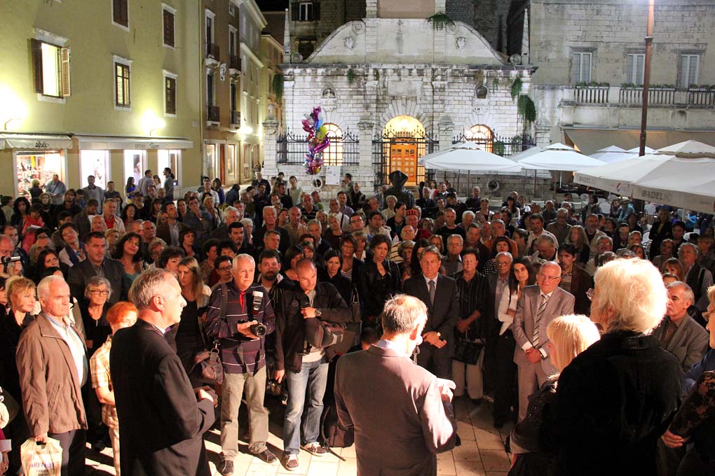 Otvorenje izložbe “Zahvalimo njoj…” Ivana Meštrovića u Gradskoj loži Otvorenje izložbe “Zahvalimo njoj…” Ivana Meštrovića u Gradskoj loži