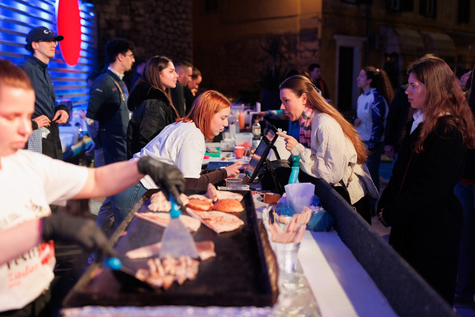 Sestre Husar na Tuna, Sushi & Wine Festivalu