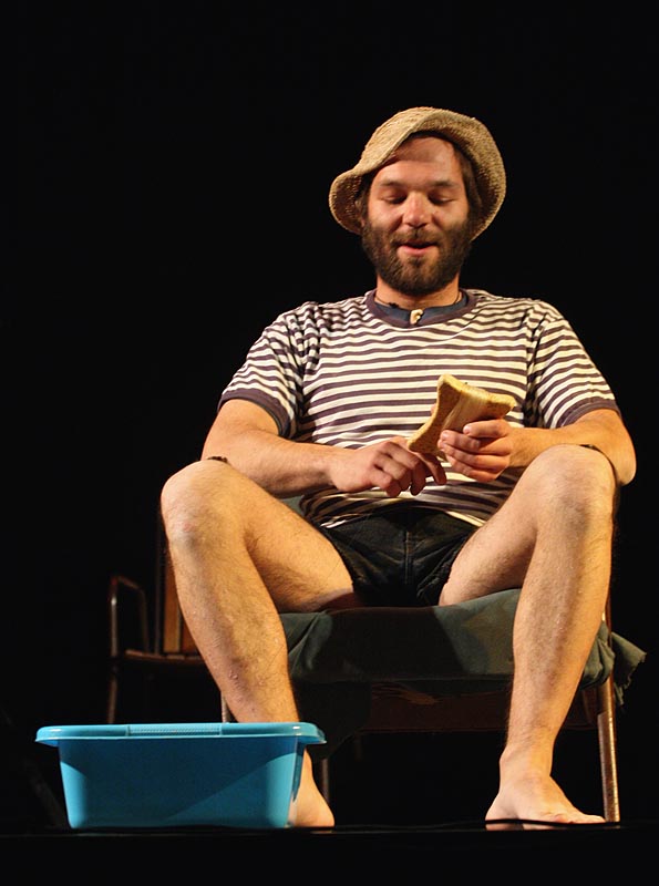 Predstava “bez imena” (foto: Filip Plazonić)