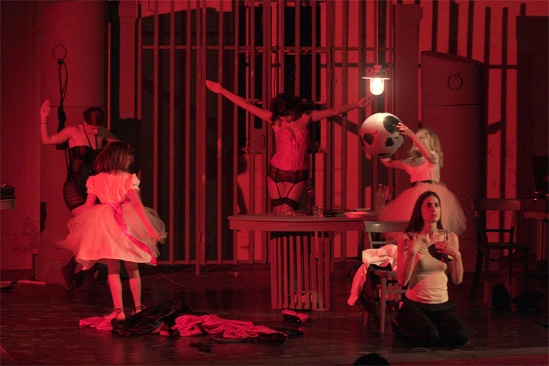 Generalna proba predstave Velike diktatorice, photo Lucija Juravic, Generalna proba predstave Velike diktatorice, photo Lucija Juravic,