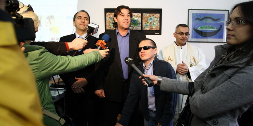 Zadar, 031210.
Otvorenje novih korisnickih prostorija u zadarskoj Znanstvenoj knjiznici namjenjenih invalidnim osobama.
Na fotografiji: detalj s otvorenja.
Foto: Vladimir Ivanov / CROPIX Zadar, 031210.
Otvorenje novih korisnickih prostorija u zadarskoj Znanstvenoj knjiznici namjenjenih invalidnim osobama.
Na fotografiji: detalj s otvorenja.
Foto: Vladimir Ivanov / CROPIX