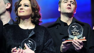 Skoplje, 240110.
Humanitarni koncert odrzan u Skoplju na kome su izvodjaci premijerno pjevali pjesme koje je komponirao Tose Proeski.
Na fotografiji: Nina Badric, Boris Novkovic.
Foto: Maja Zlatevska / CROPIX Skoplje, 240110.
Humanitarni koncert odrzan u Skoplju na kome su izvodjaci premijerno pjevali pjesme koje je komponirao Tose Proeski.
Na fotografiji: Nina Badric, Boris Novkovic.
Foto: Maja Zlatevska / CROPIX