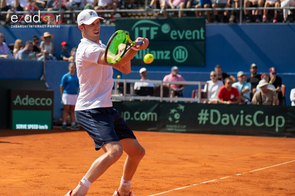 Davis Cup: Vruća navijačka atmosfera u meču Ćilića i Querreya