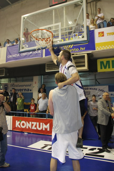 Jazine i Tornado: Prvaci za sva vremena!