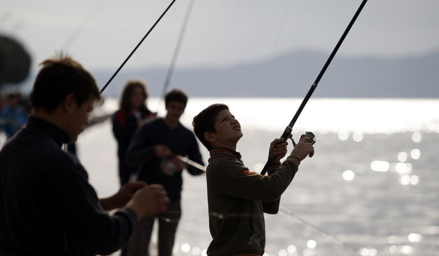 Zadar, 201110.
Kup sv. Krsevana, natjecanje u sportskom ribolovu sa zadarske rive u organizaciji SRD Zubatac.
Foto: Jure Miskovic / CROPIX