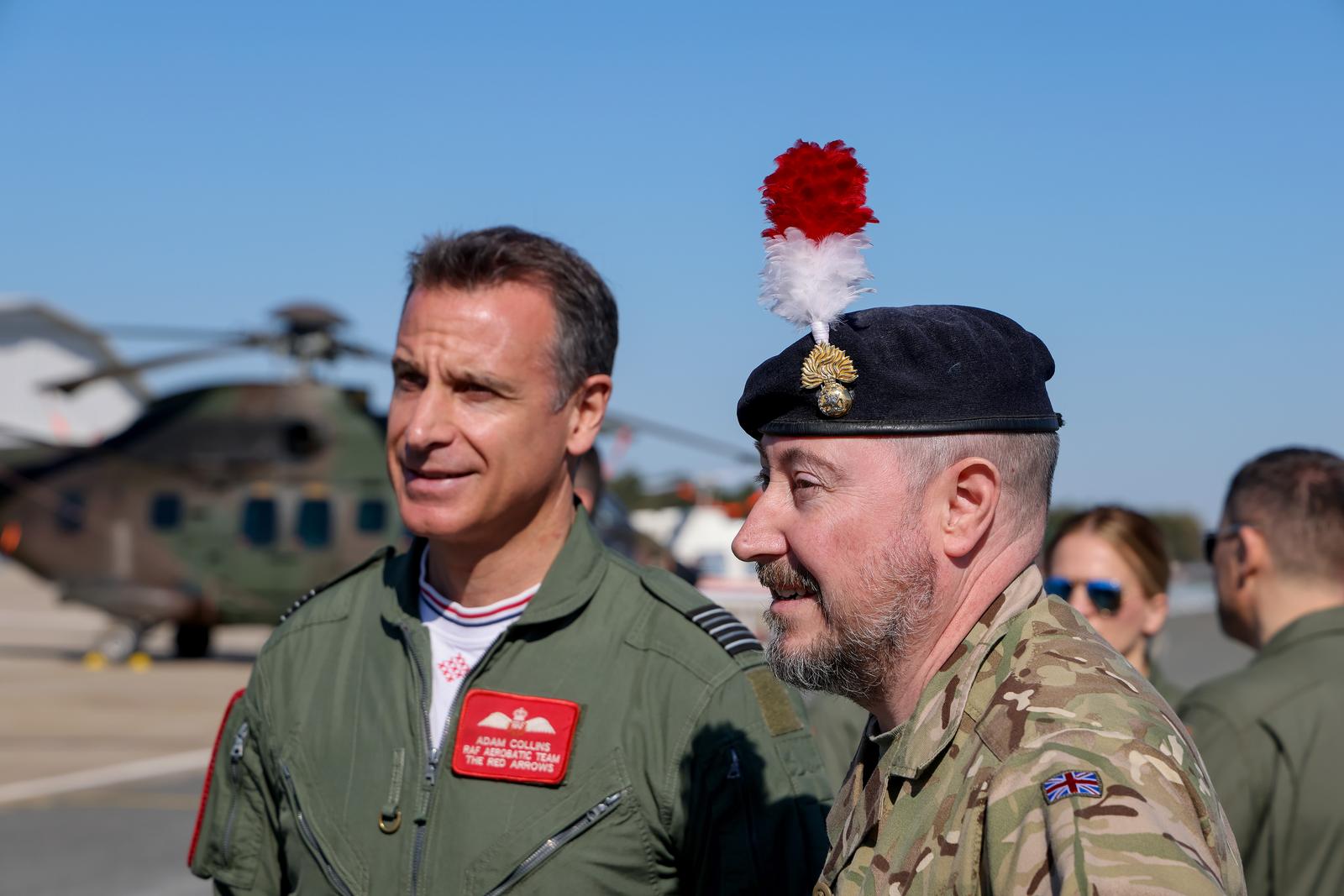 Zemunik: 20. obljetnica akrobatske grupe “Krila Oluje” Zemunik: 20. obljetnica akrobatske grupe “Krila Oluje”