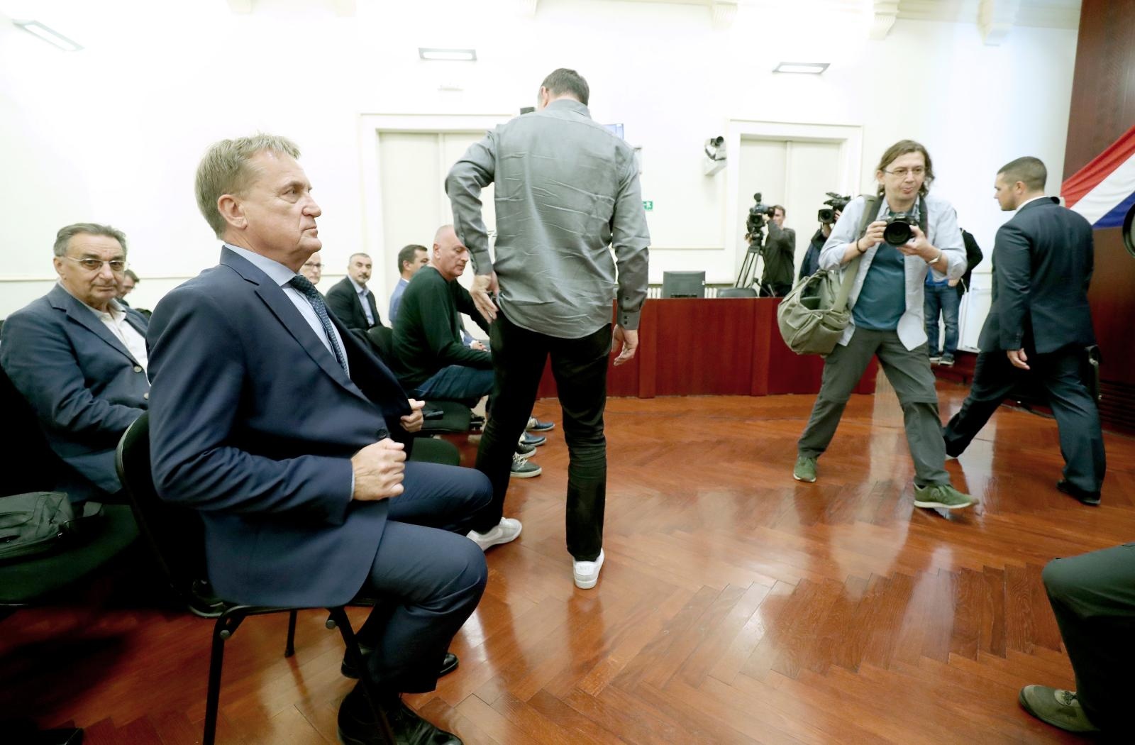 Kalmeta oslobođen u aferi Remorker, trojica suoptuženika proglašeni krivima Kalmeta oslobođen u aferi Remorker, trojica suoptuženika proglašeni krivima