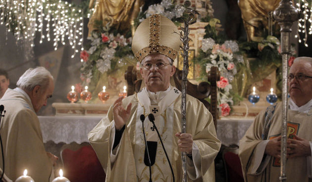 Split, 251209.
Polnocka u splitskoj katedrali svetog Dujma povodom blagdana Bozica.
Polnocku je predvodio Splitsko – makarski nadbiskup Marin Barisic.
Foto: Ante Cizmic / CROPIX