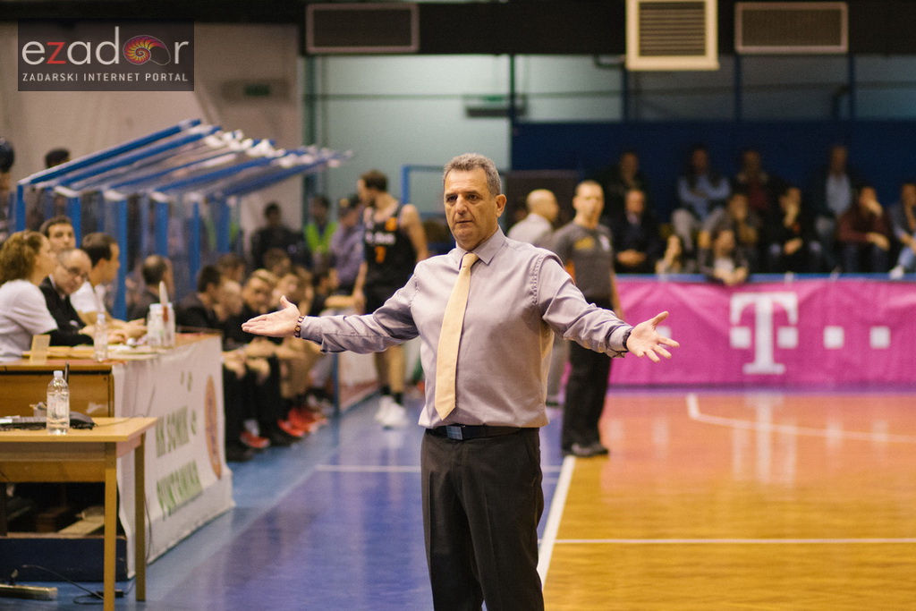 HT Premijer liga, 3. kolo: KK Jazine Arbanasi – GKK Šibenik 36-72 HT Premijer liga, 3. kolo: KK Jazine Arbanasi – GKK Šibenik 36-72