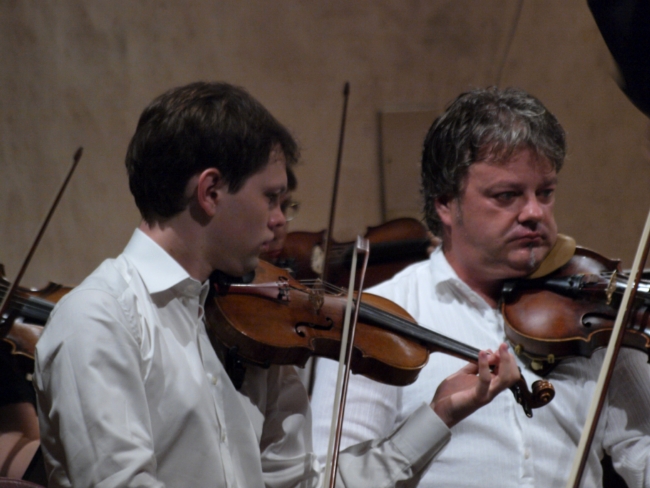 OLYMPUS DIGITAL CAMERA OLYMPUS DIGITAL CAMERA