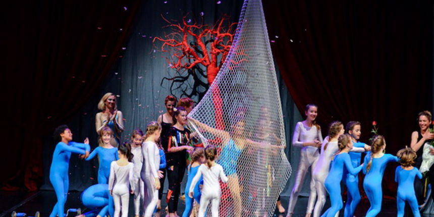 Circo Art u HNK Zadar izveo predstavu “Povratak u prirodu”