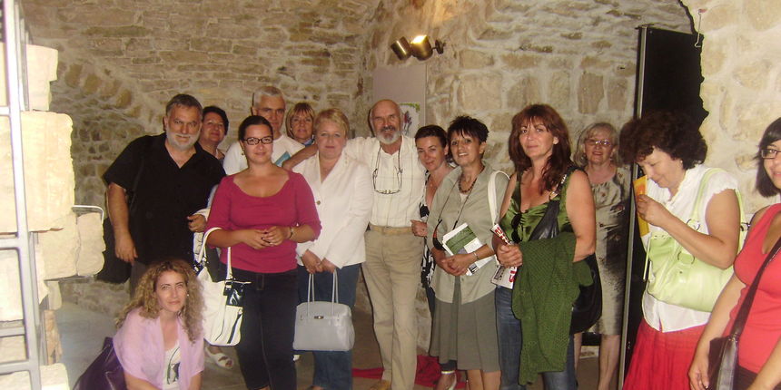 OLYMPUS DIGITAL CAMERA OLYMPUS DIGITAL CAMERA