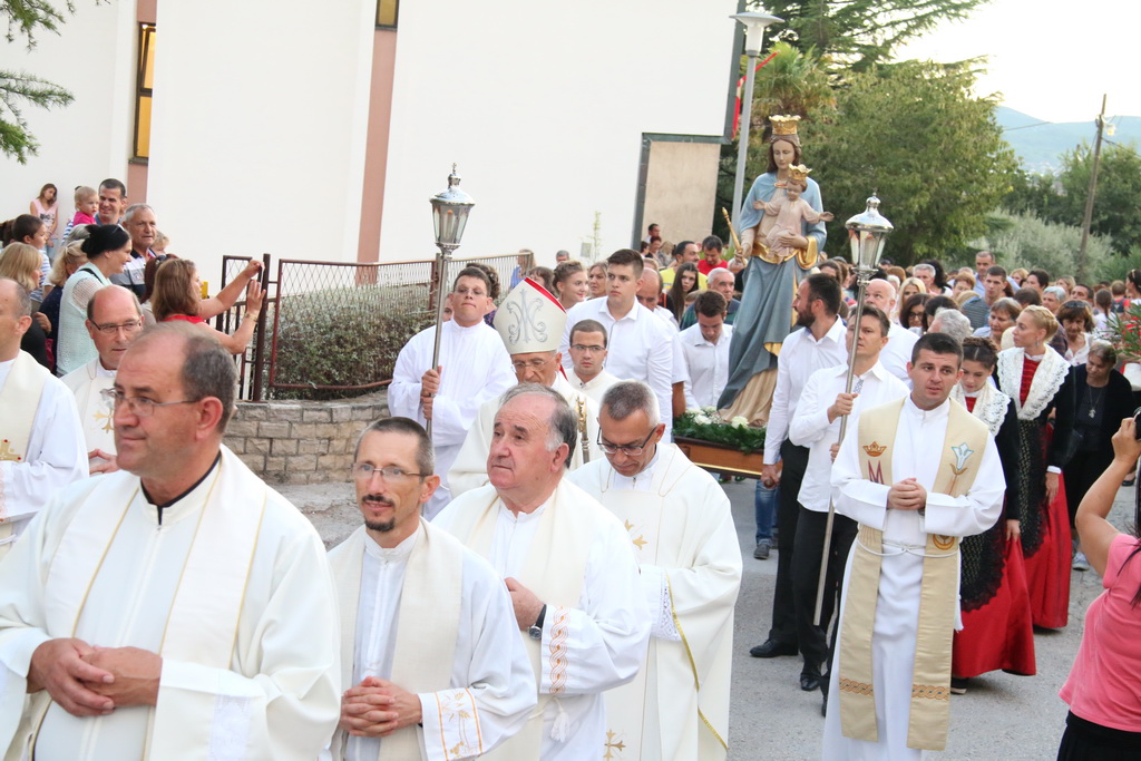 Procesija za blagdan Kraljice mira u Stanovima 22. kolovoza 2016. Procesija za blagdan Kraljice mira u Stanovima 22. kolovoza 2016.