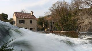 Obilazak NP Krka i Slapova Krke povodom Medjunarodnog dana rijeka. Photo: Dusko Jaramaz/PIXSELL Autor  Dusko Jaramaz/PIXSELL Ključne riječi  slapovi krke, Nacionalni park Krka, rijeka Krka, voda, rijeka,