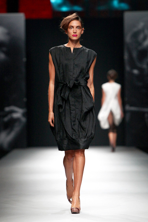 Jučer je završeno izdanje Cro A Porter-a @ LAUBA na kojem su svoje kolekcije predstavili: Ivona Martinko, Jelena Aleksić, Etna Maar, SPIRIT by T.B./ Tomislav Bahorić Jučer je završeno izdanje Cro A Porter-a @ LAUBA na kojem su svoje kolekcije predstavili: Ivona Martinko, Jelena Aleksić, Etna Maar, SPIRIT by T.B./ Tomislav Bahorić