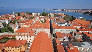zadar, panorama sa zvonika svete stosije, zapadno lice grada 21.04.07.