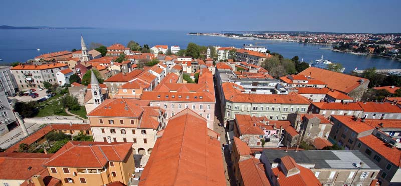 zadar, panorama sa zvonika svete stosije, zapadno lice grada 21.04.07.
