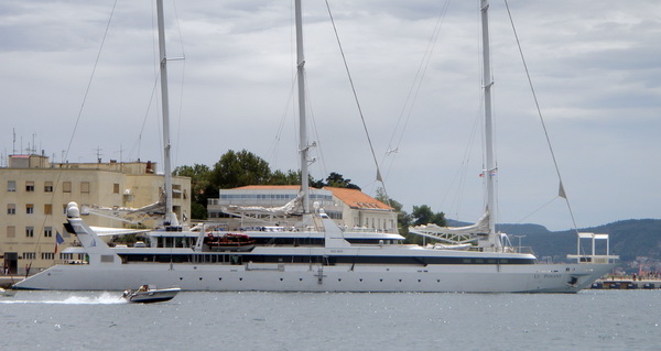 Jedrenjak Le Ponant islplovljava iz Zadra Jedrenjak Le Ponant islplovljava iz Zadra