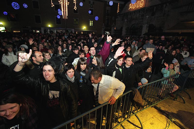 Doček Nove 2009. na Narodnom trgu (foto: Marin Gospić)