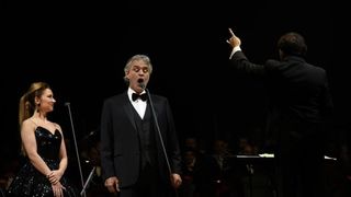 Zagreb – U multiifunkcionalnoj dvorani Arene talijanskoi tenor Andrea Bocelli odrzao je koncert. Photo: Davor Visnjic/PIXSELL Zagreb – U multiifunkcionalnoj dvorani Arene talijanskoi tenor Andrea Bocelli odrzao je koncert. Photo: Davor Visnjic/PIXSELL