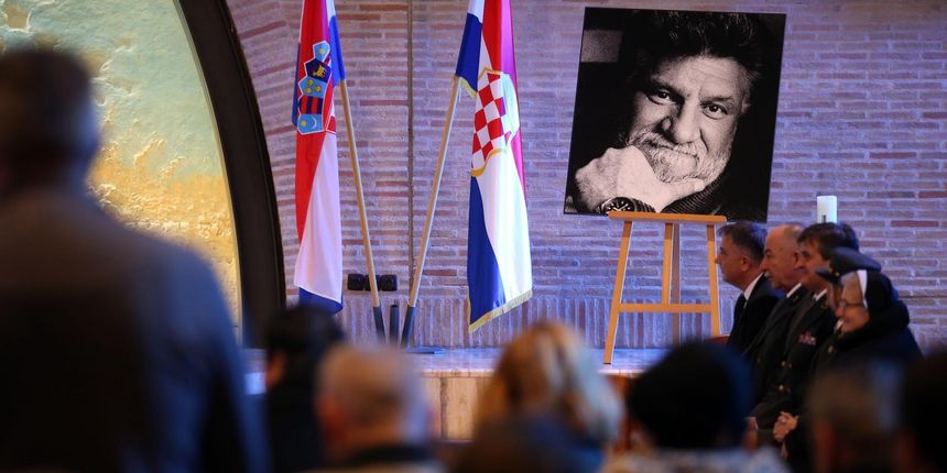 Misa zadušnica za generala Slobodana Praljka u crkvi Svete Mati Slobode