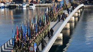 Mimohod postrojbi sudionica VRO Maslenica ulicama Zadra u povodu 24. obljetnice Mimohod postrojbi sudionica VRO Maslenica ulicama Zadra u povodu 24. obljetnice