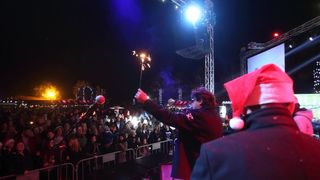 Advent na Viru: Crvena jabuka oduševila u “sniježnom” Viru Advent na Viru: Crvena jabuka oduševila u “sniježnom” Viru