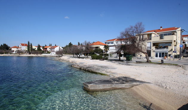 Zadar, 150213.
Plaza u zadarskoj cetvrti Diklo. 
Predlozenim prostornim planom gradska cetvrt Diklo dobit ce kilometarsku setnicu, 200 privezista, plaze i zabavne sadrzaje uz more.
Foto: Jure Miskovic / CROPIX