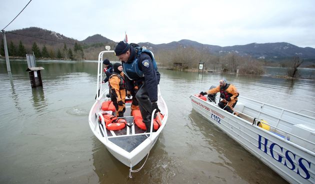 Na području Kosinja proglašeno izvanredno stanje obrane od poplava
