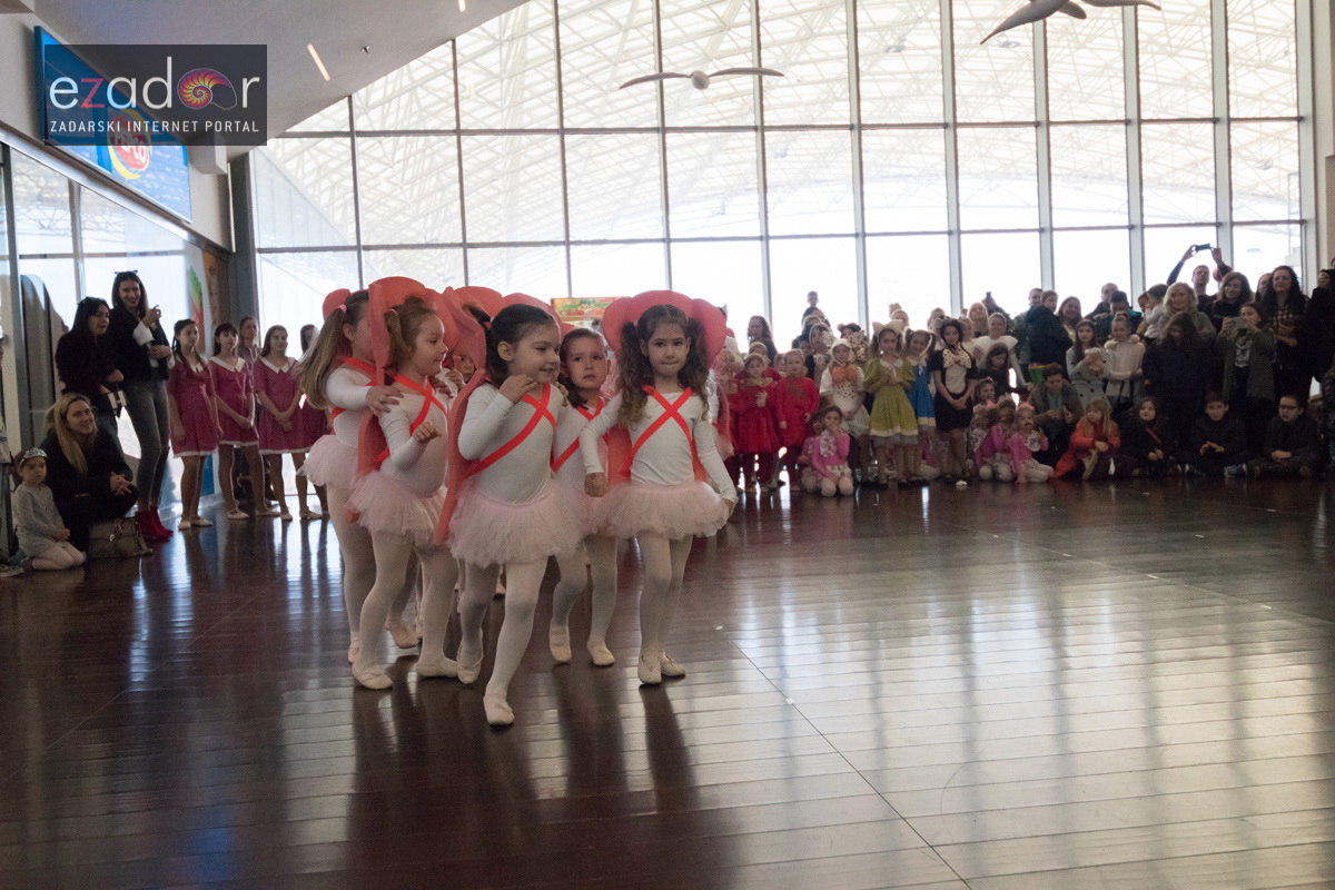 Plesni karneval u City Galleriji Plesni karneval u City Galleriji