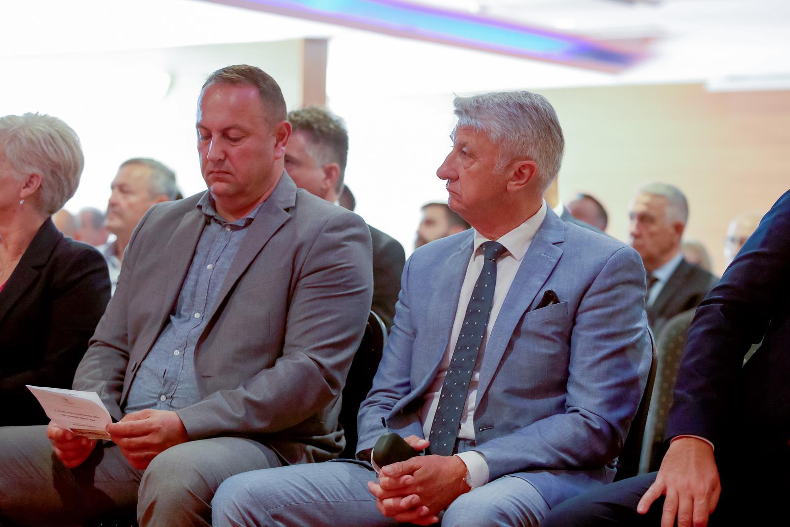 Dodijeljene plakete “Zlatna kuna” najuspješnijim tvrtkama u županiji