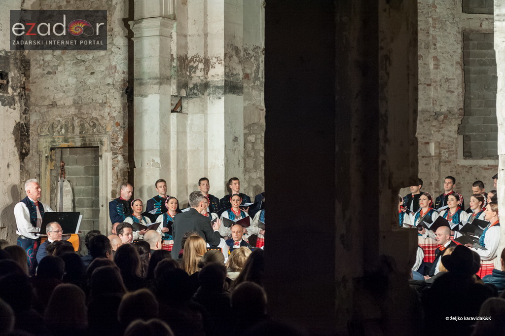 Adventski koncert ansambla Lado u prepunoj u crkvi sv. Nikole Adventski koncert ansambla Lado u prepunoj u crkvi sv. Nikole