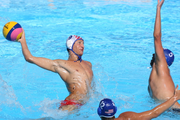Rim  0108709. 
13 Svjetsko prvenstvo u vaterpolu Rim 2009.
Vaterpolo utakmica za trece mjesto :  Hrvatska : Amerika
Na fotografiji : sandro  Sukno
Foto: Vladimir Dugandzic / CROPIX