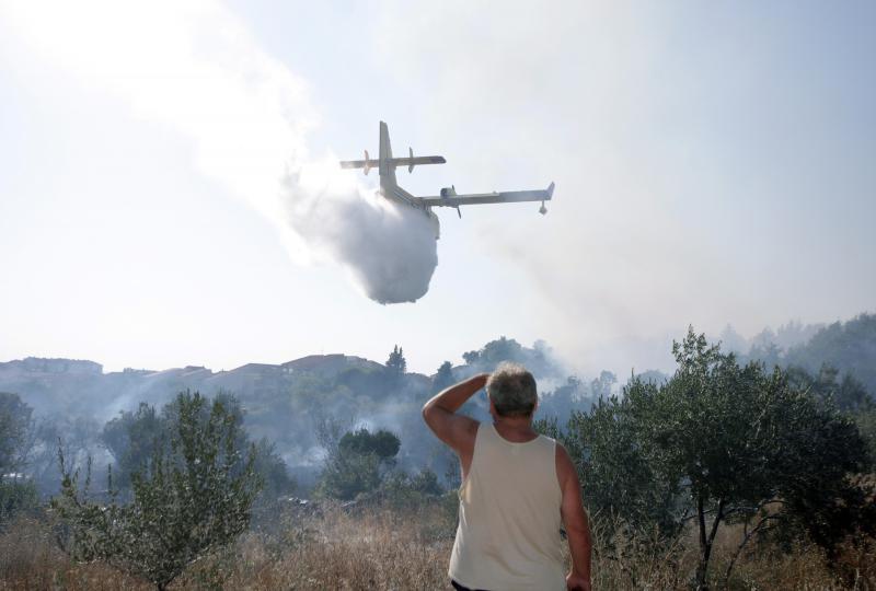 Požar na Plovaniji 11. kolovoza 2013. Foto: Željko Mršić/PIXSELL Požar na Plovaniji 11. kolovoza 2013. Foto: Željko Mršić/PIXSELL