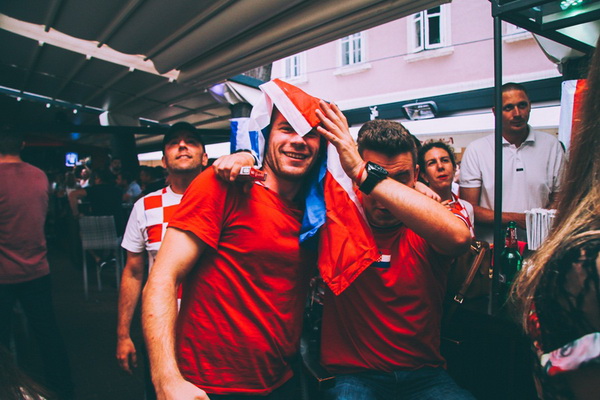Euro 2016: Utakmica između Hrvatske i Češke gledala se u brojnim zadarskim lokalima i kafićima.
