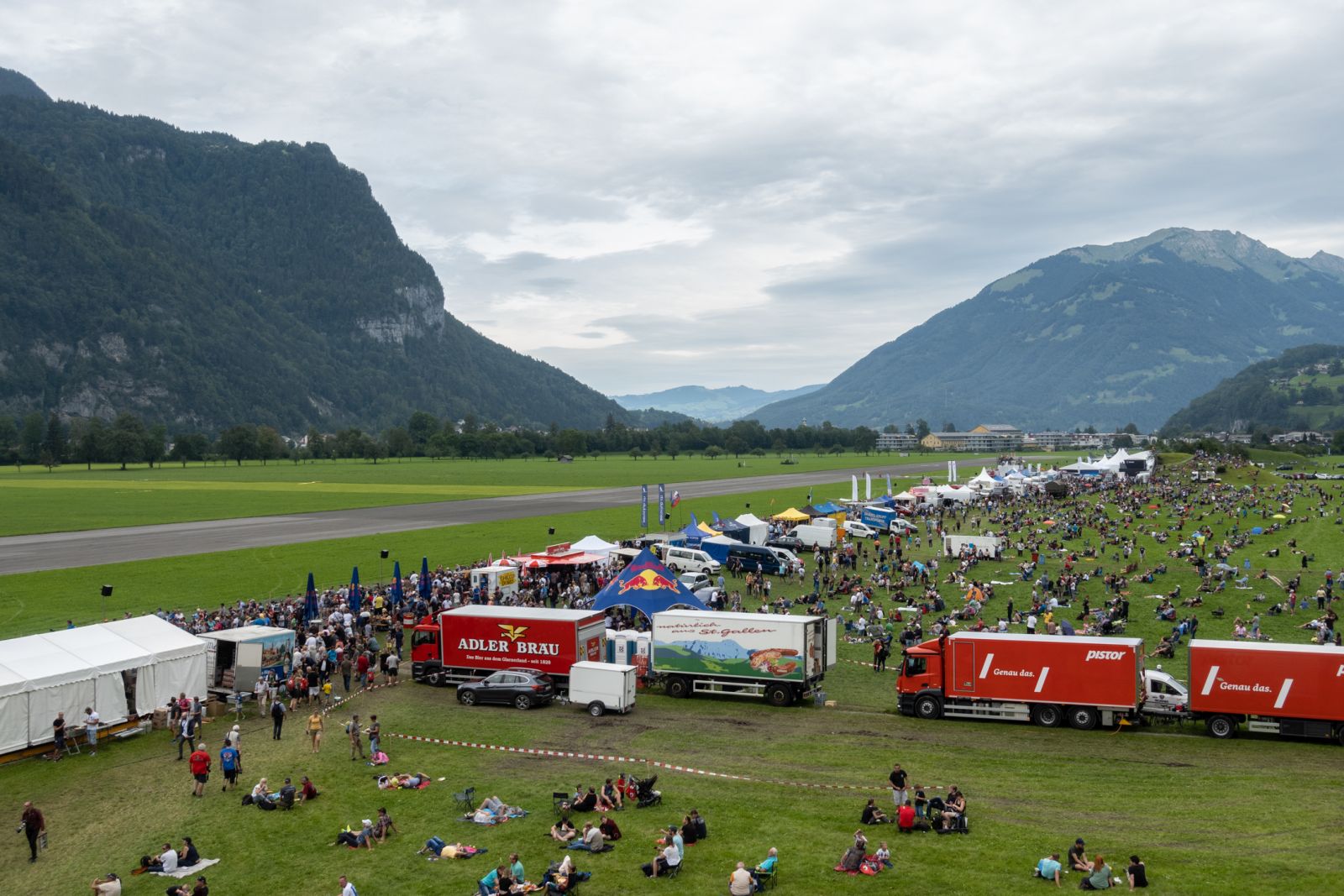 “Krila Oluje” nastupila u Švicarskoj