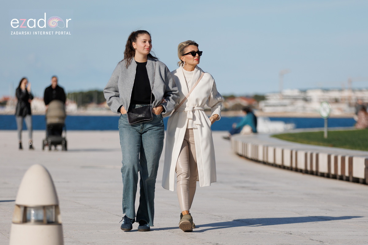 Đir po gradu, subotnja špica 18. studenog 2023. Đir po gradu, subotnja špica 18. studenog 2023.