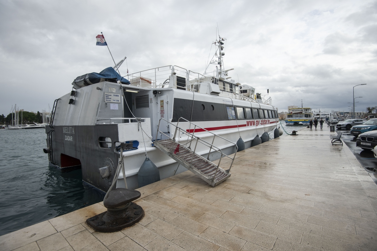 Katamaranske i brodske linije i dalje u prekidu sa zadarskim otocima Katamaranske i brodske linije i dalje u prekidu sa zadarskim otocima