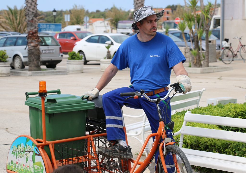Prezentacija novog voznog parka poduzeća Čisti otok i Vodovod Vir Prezentacija novog voznog parka poduzeća Čisti otok i Vodovod Vir