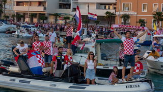 Veličanstven doček četvorice zadarskih Vatrenih od Gradskog mosta do Foruma