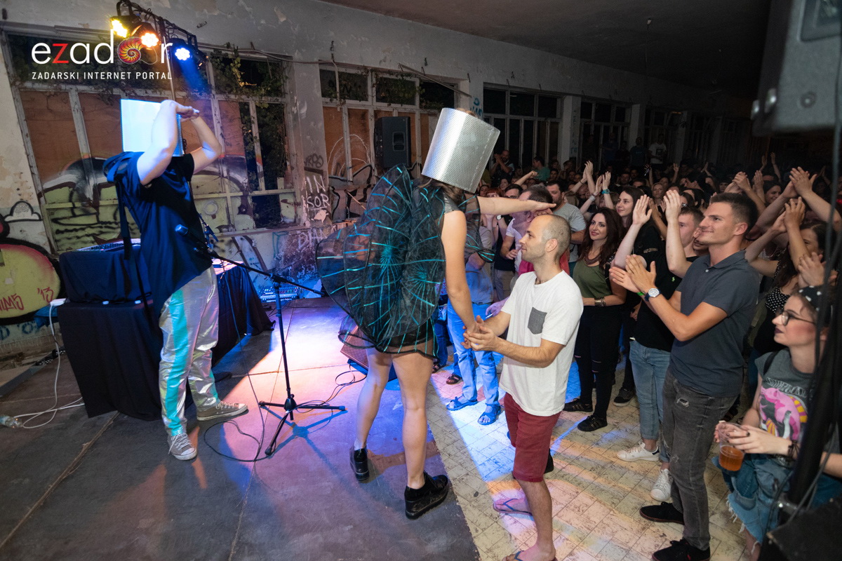 KvartArt 2018.: Art buvljak & koncert Nipplepeoplea