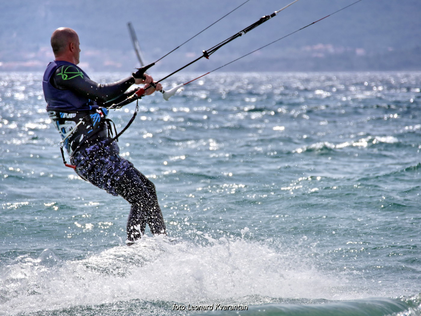 Surferi i kiteri guštali u južini na Boriku Surferi i kiteri guštali u južini na Boriku