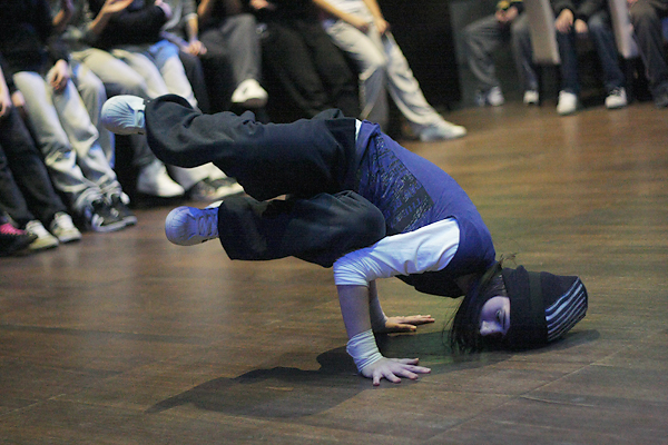 Image 1038867 (auto)